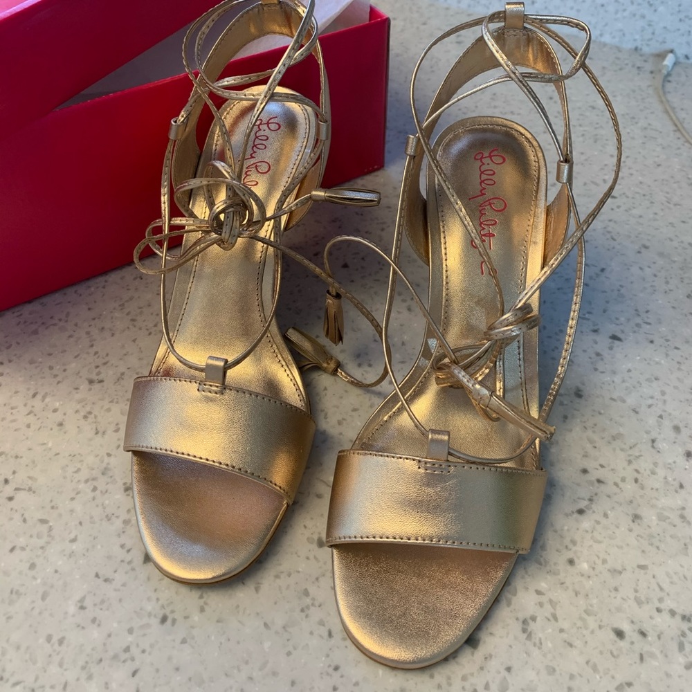 Lilly Pulitzer Gold Wedges